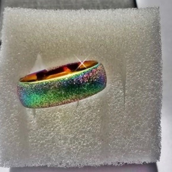 Gorgeous genuine sparkly rainbow diamond dust ring - Picture 2 of 6